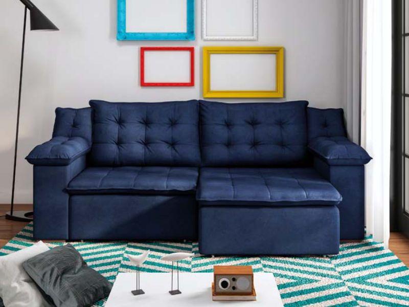 Imagem de ambiente decorado com sofá na cor azul petróleo