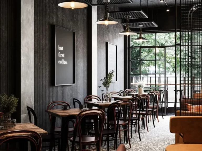 Revestimento com painéis ripados