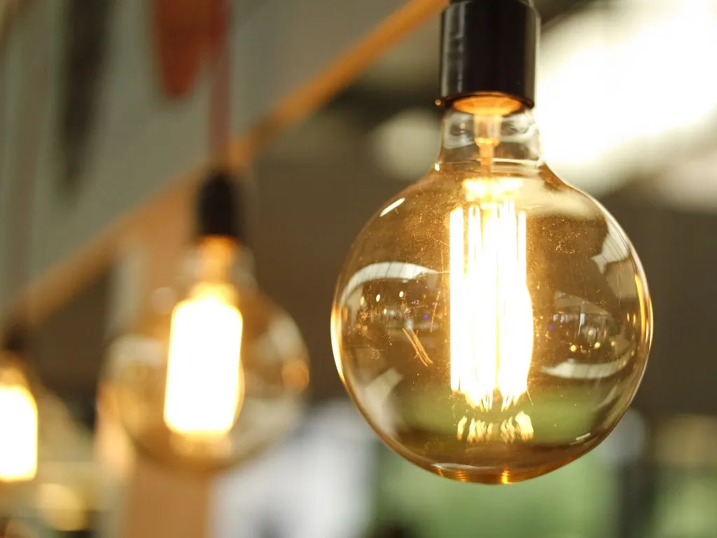 Iluminação em salas modernas