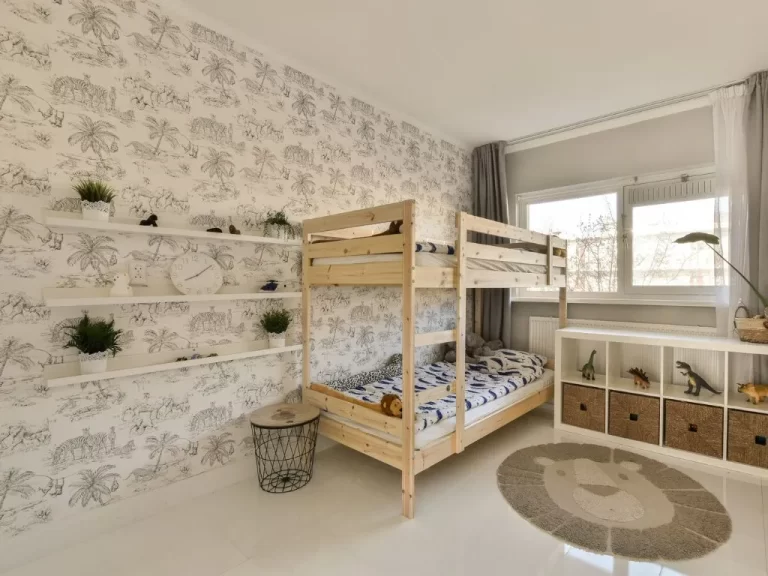 Papel de parede em ambiente pequeno